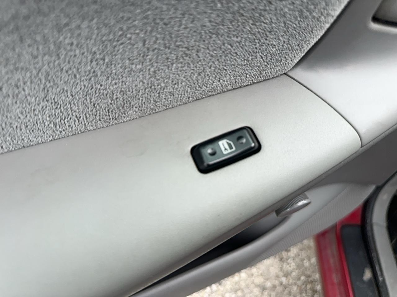 2005 Toyota Corolla CE Photo