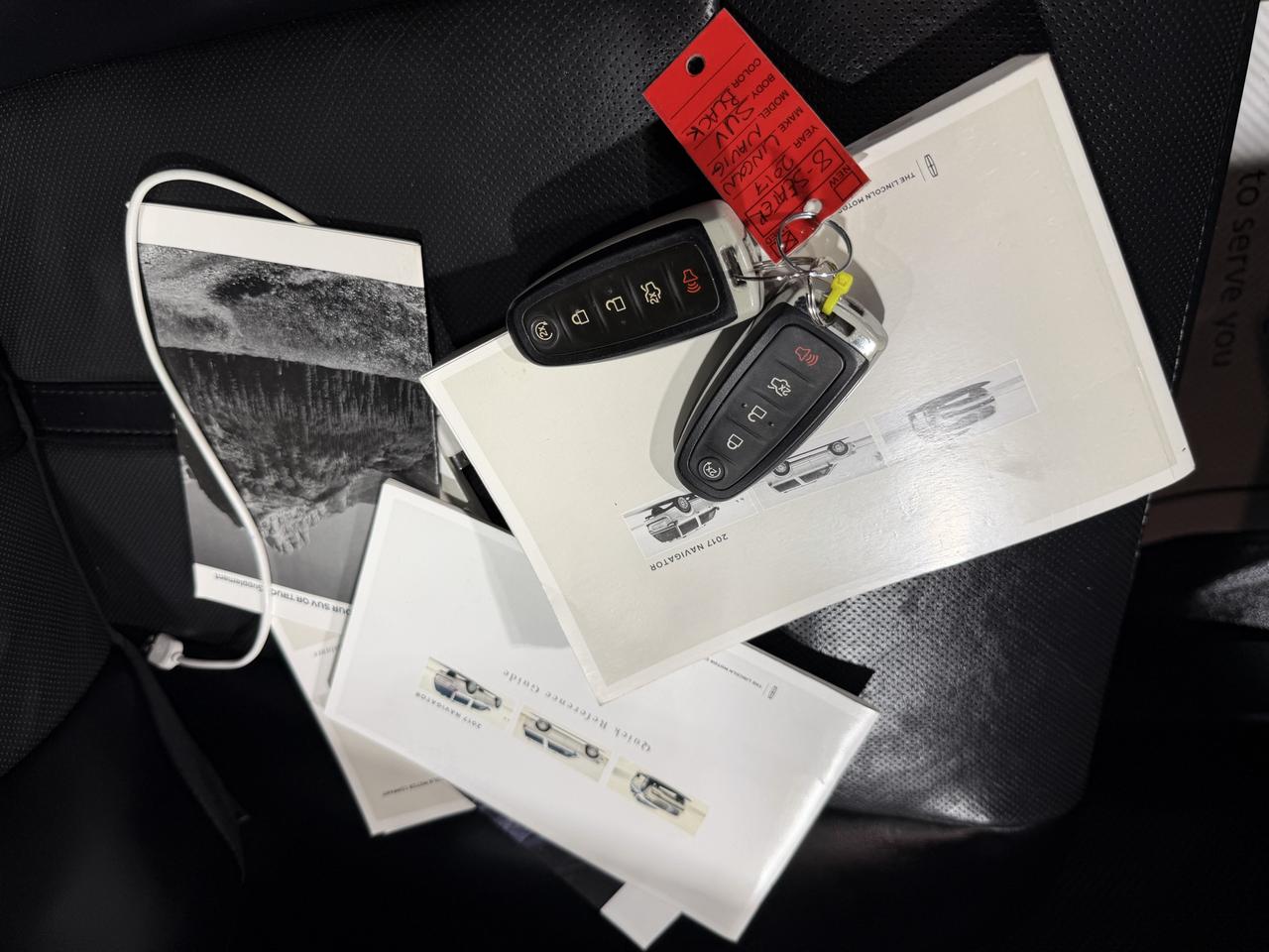 2017 Lincoln Navigator Select L Photo
