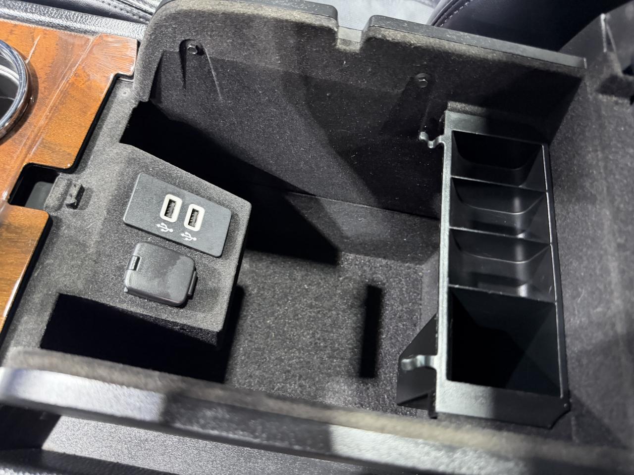 2017 Lincoln Navigator Select L Photo