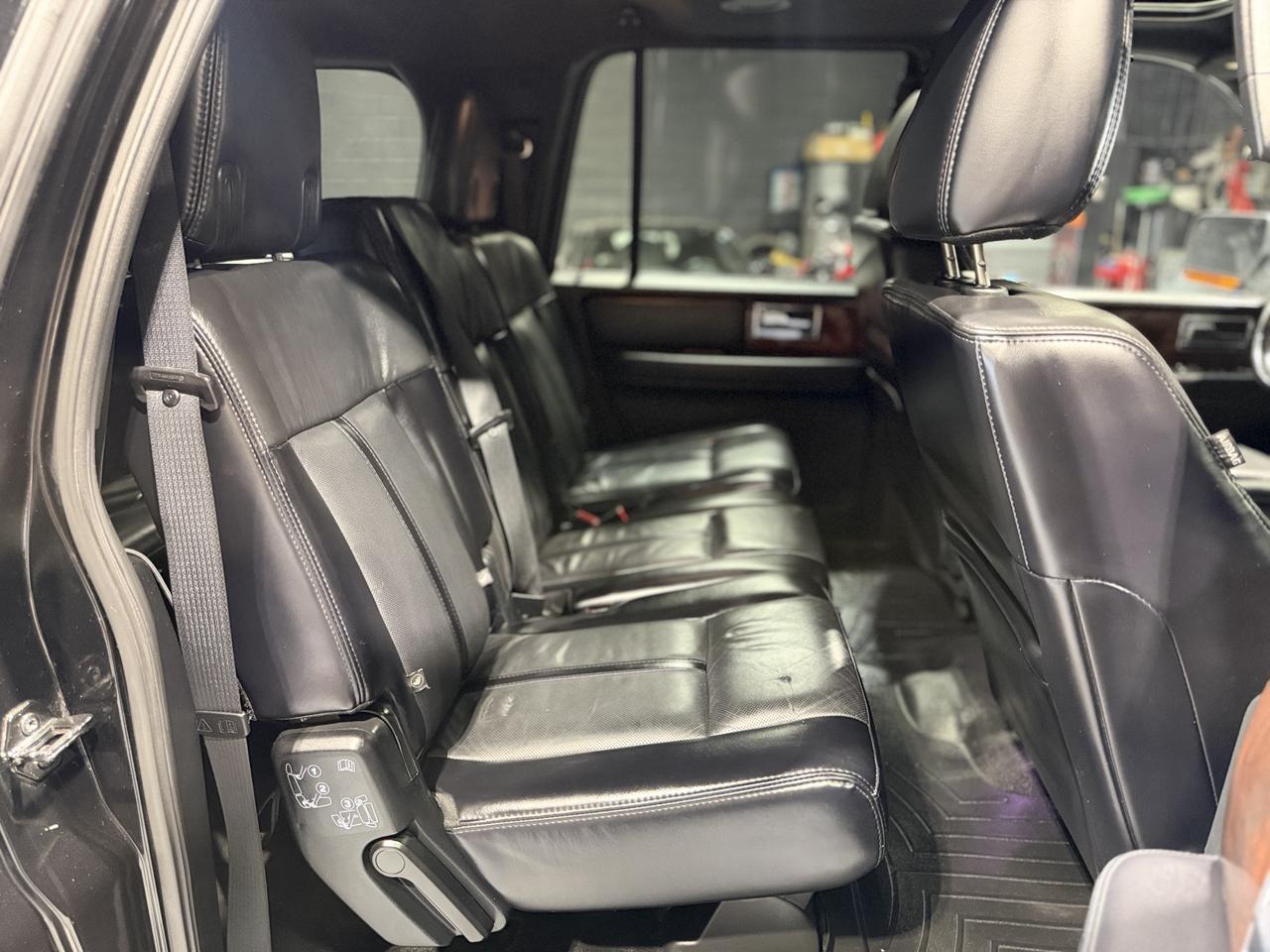 2017 Lincoln Navigator Select L Photo