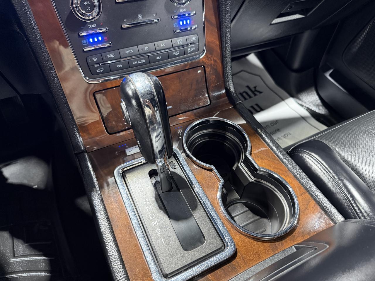 2017 Lincoln Navigator Select L Photo