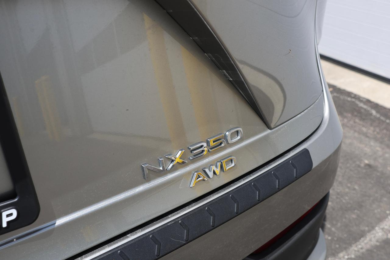 2022 Lexus NX NX350 AWD - HEADSUP|SUNROOF|CAMERA|BLINDSPOT Photo
