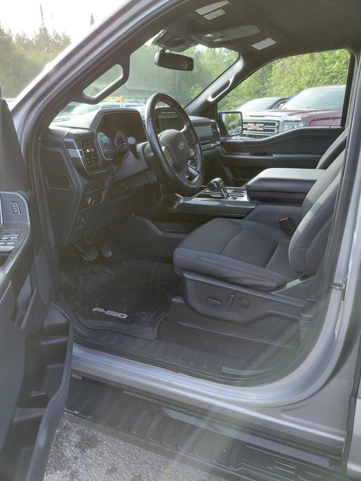 2022 Ford F-150 XLT Photo