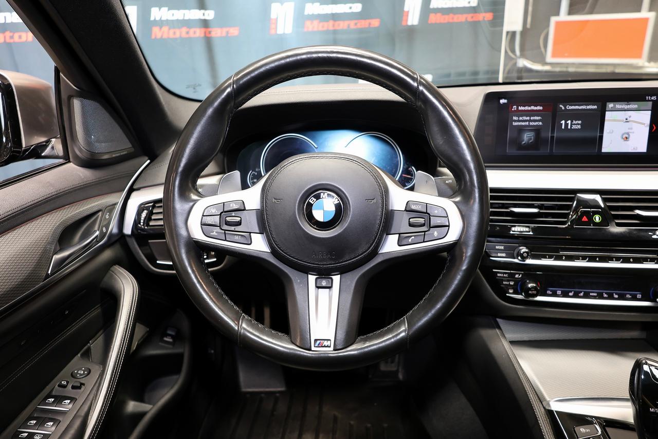 2018 BMW 5 Series M550i xDrive - HUD|NAVI|360CAM|SUNROOF|BLINDSPOT Photo