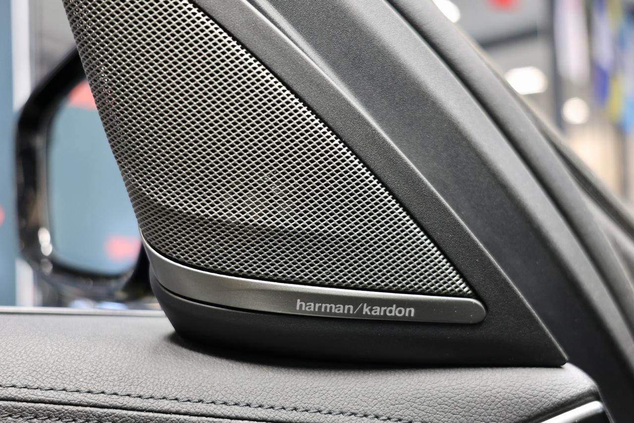 2018 BMW 5 Series M550i xDrive - HUD|NAVI|360CAM|SUNROOF|BLINDSPOT Photo