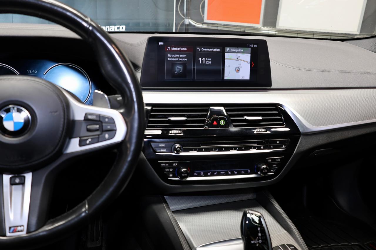 2018 BMW 5 Series M550i xDrive - HUD|NAVI|360CAM|SUNROOF|BLINDSPOT Photo