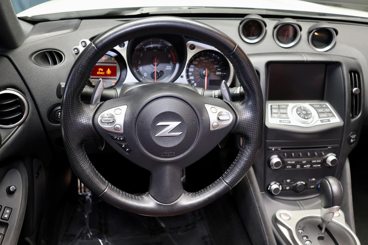 2018 Nissan 370Z Touring Sport Auto - CAMERA|NAVIGATION|PUSH START Photo