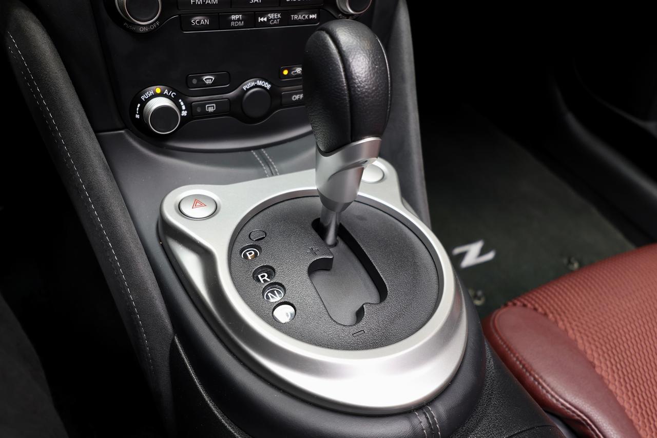 2018 Nissan 370Z Touring Sport Auto - CAMERA|NAVIGATION|PUSH START Photo