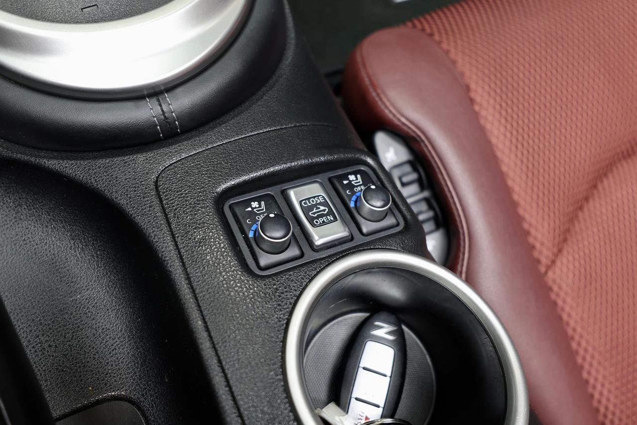 2018 Nissan 370Z Touring Sport Auto - CAMERA|NAVIGATION|PUSH START Photo