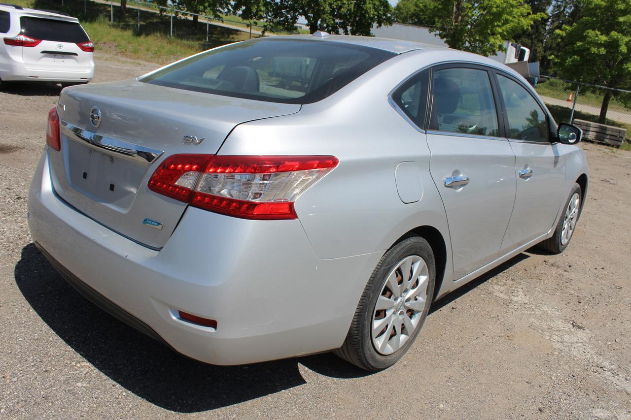 2013 Nissan Sentra S Photo