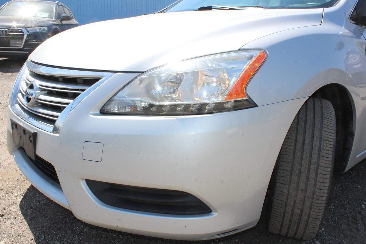 2013 Nissan Sentra S Photo