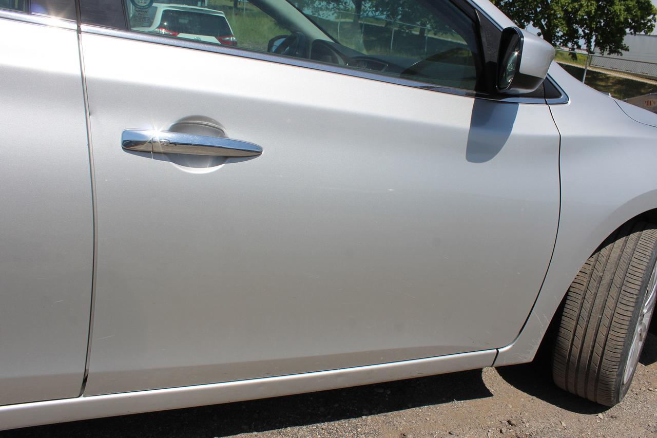 2013 Nissan Sentra S Photo