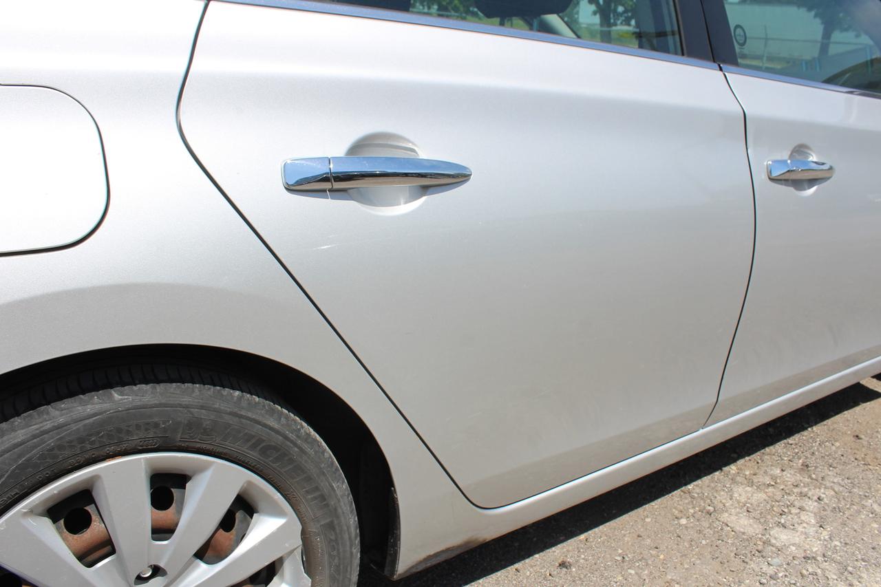 2013 Nissan Sentra S Photo