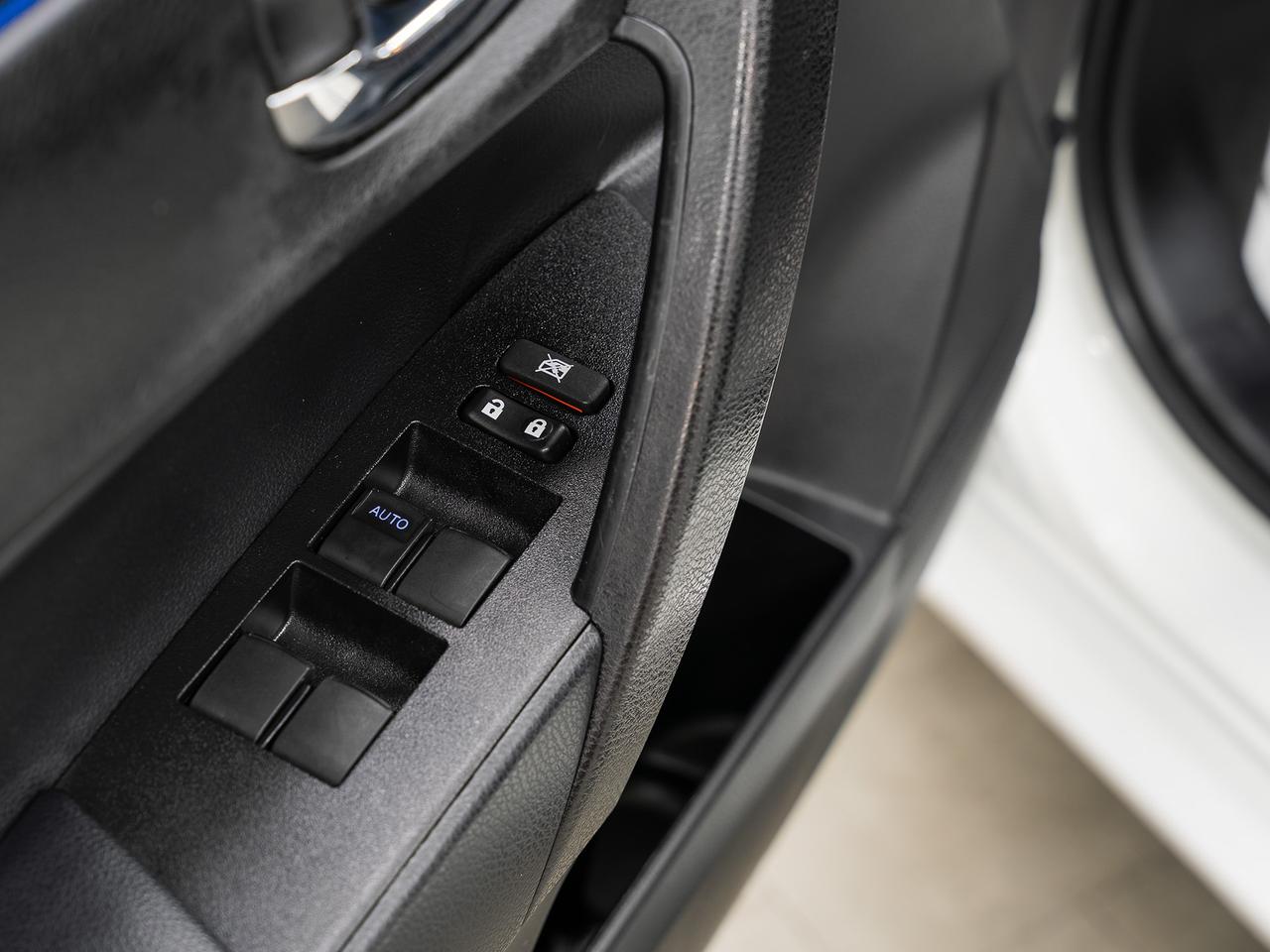 2019 Toyota Corolla SE | Sunroof | Leather | Heated Seats | LaneDep