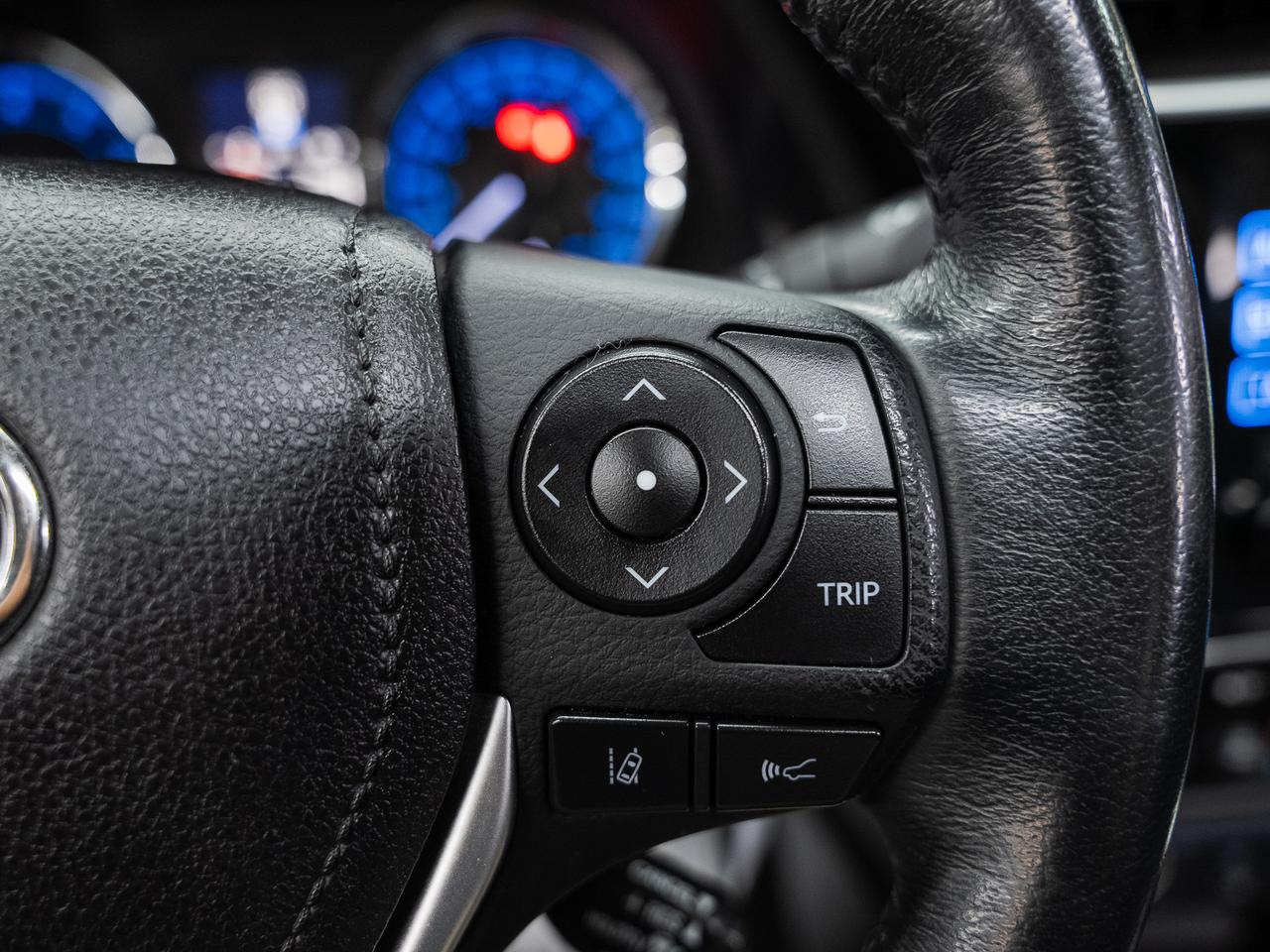 2019 Toyota Corolla SE | Sunroof | Leather | Heated Seats | LaneDep