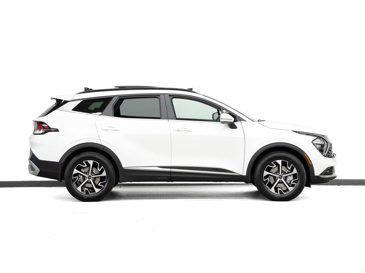 2024 Kia Sportage EX AWD | Nav | Pano roof | Leather | CarPlay
