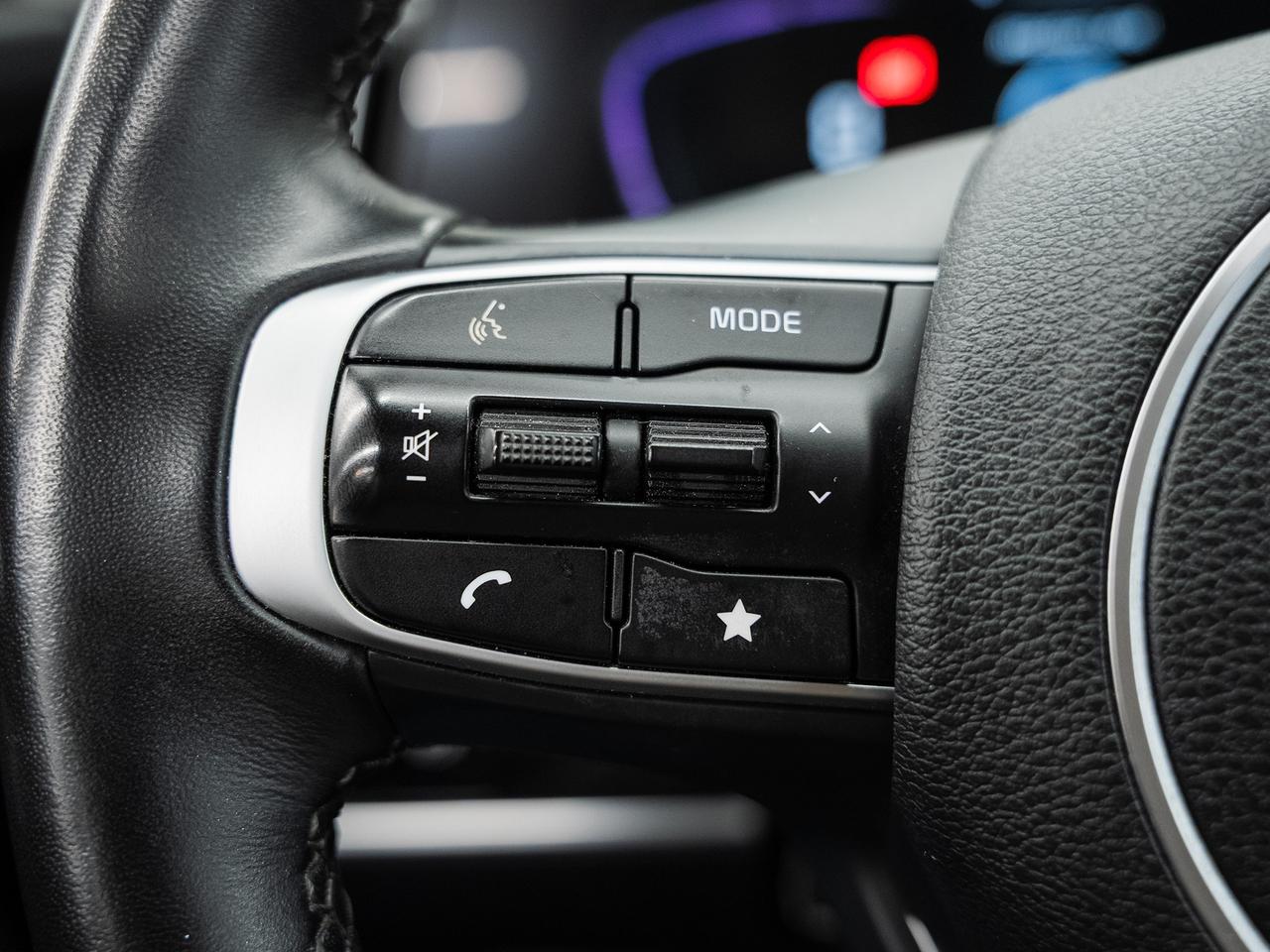 2024 Kia Sportage EX AWD | Nav | Pano roof | Leather | CarPlay