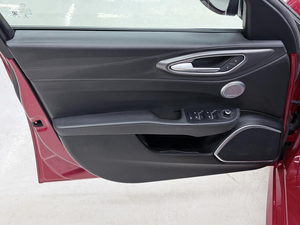 2021 Alfa Romeo Giulia TI SPORT|NAV|BACKUP|ACC|BSM|FCW|LKA|HK SOUND| Photo