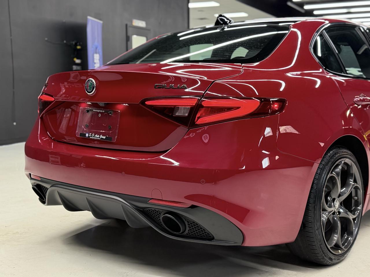 2021 Alfa Romeo Giulia TI SPORT|NAV|BACKUP|ACC|BSM|FCW|LKA|HK SOUND| Photo
