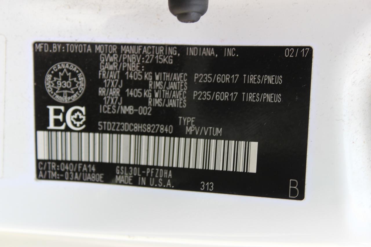 2017 Toyota Sienna  Photo