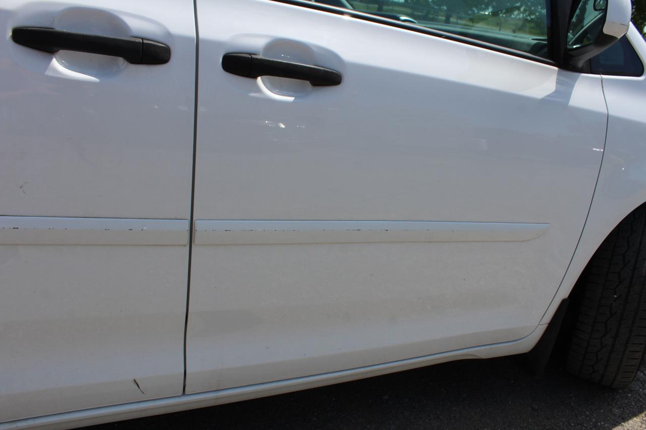 2017 Toyota Sienna  Photo