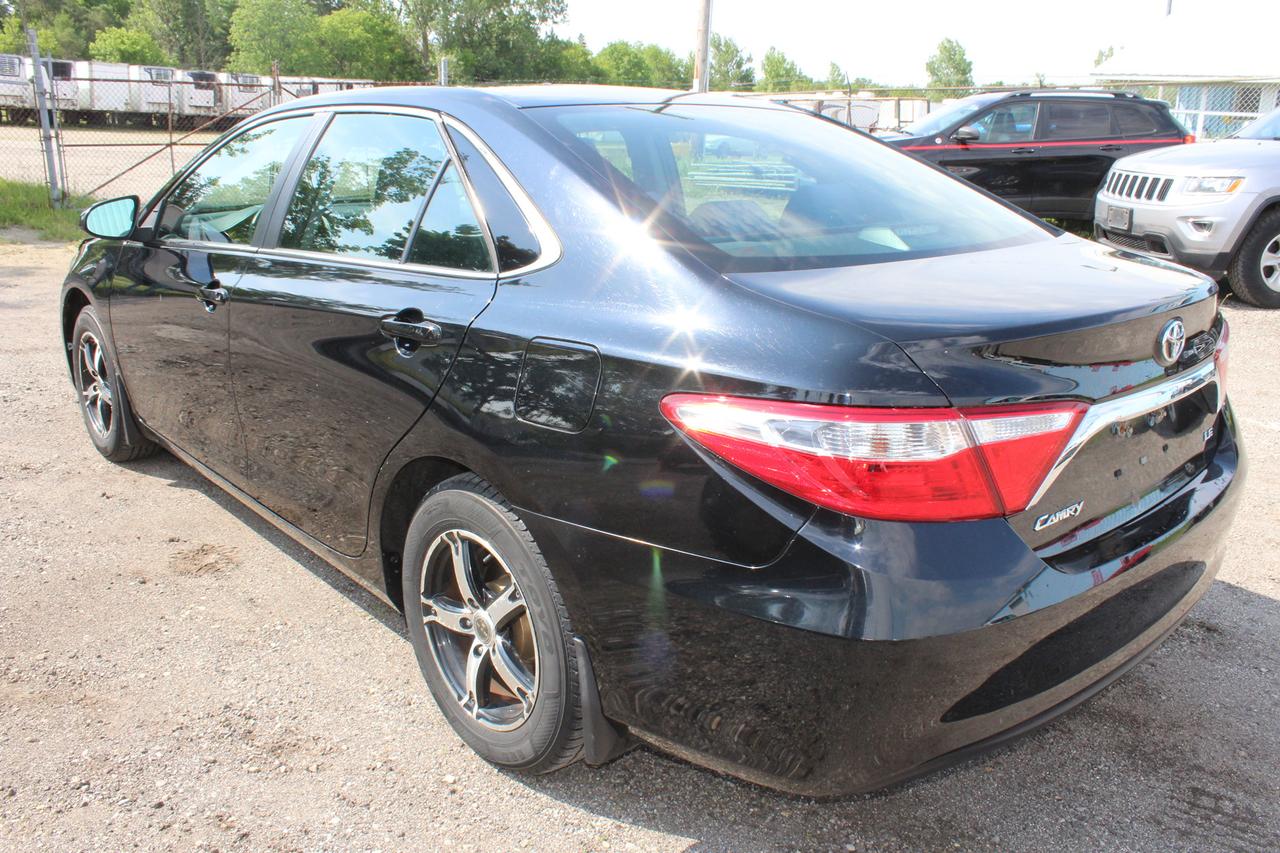 2017 Toyota Camry LE Photo
