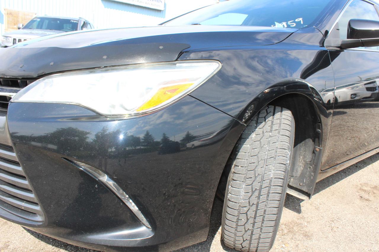 2017 Toyota Camry LE Photo