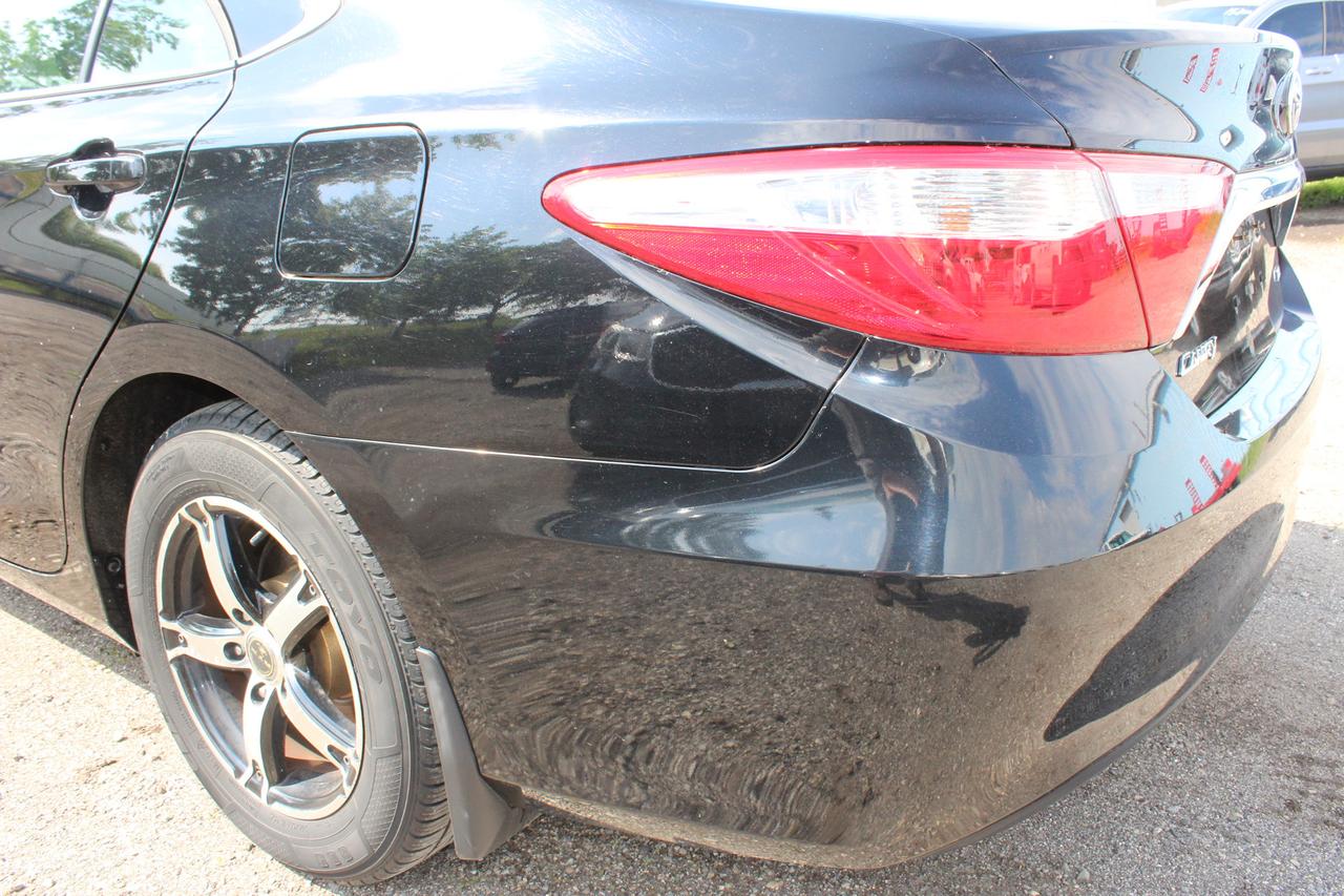 2017 Toyota Camry LE Photo