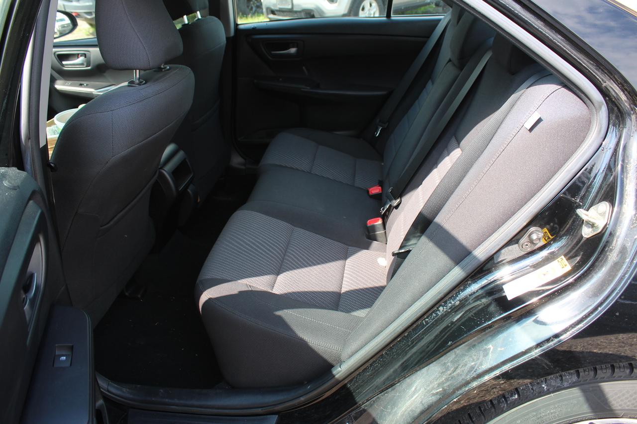 2017 Toyota Camry LE Photo