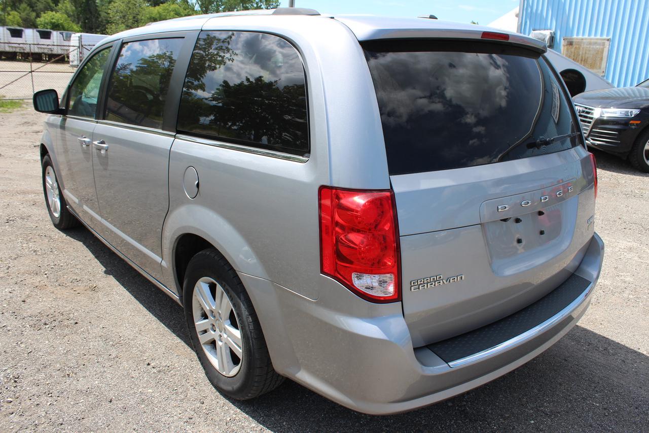 2018 Dodge Grand Caravan Crew Plus Photo