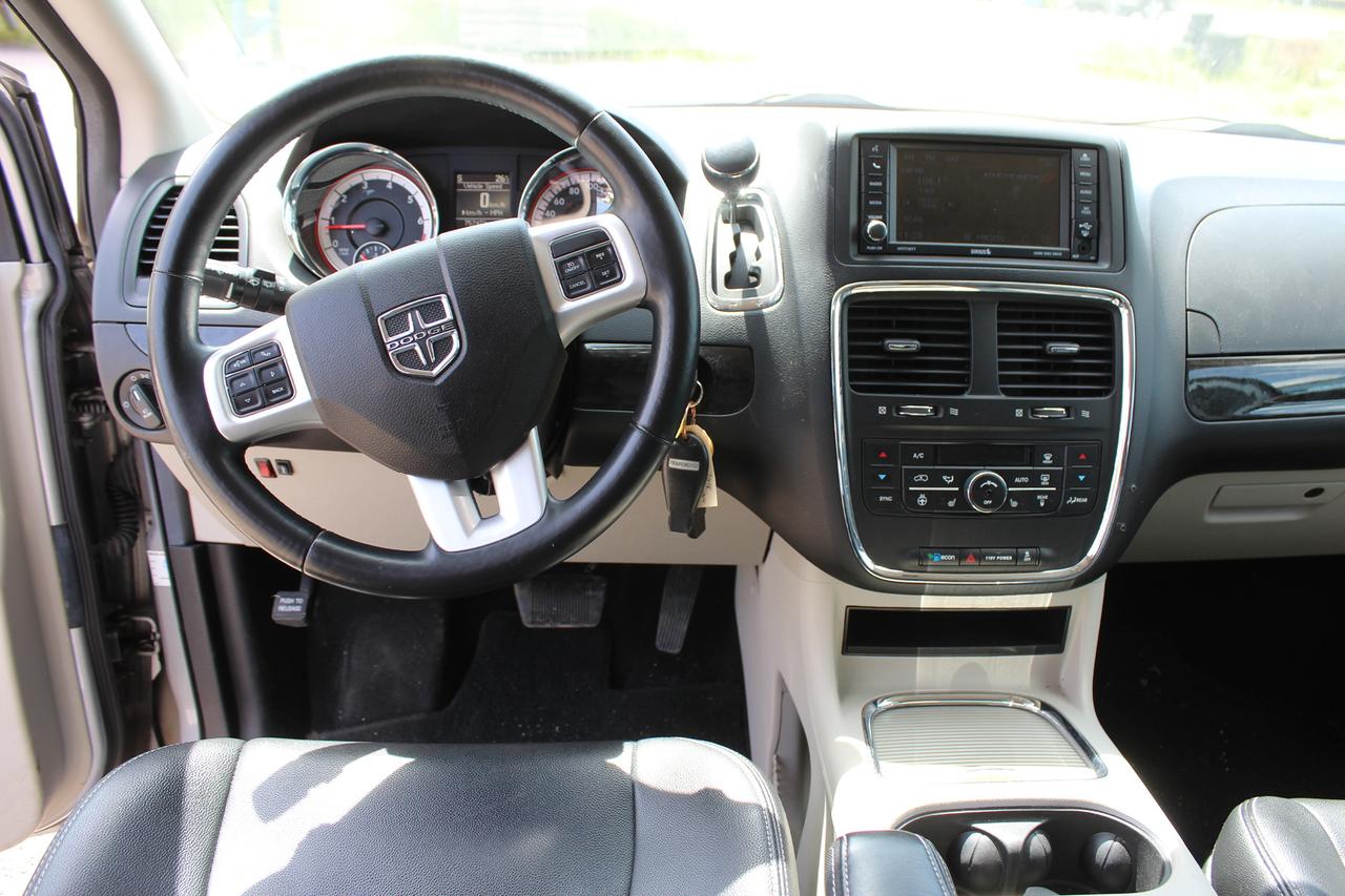 2018 Dodge Grand Caravan Crew Plus Photo