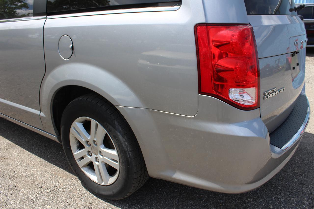 2018 Dodge Grand Caravan Crew Plus Photo