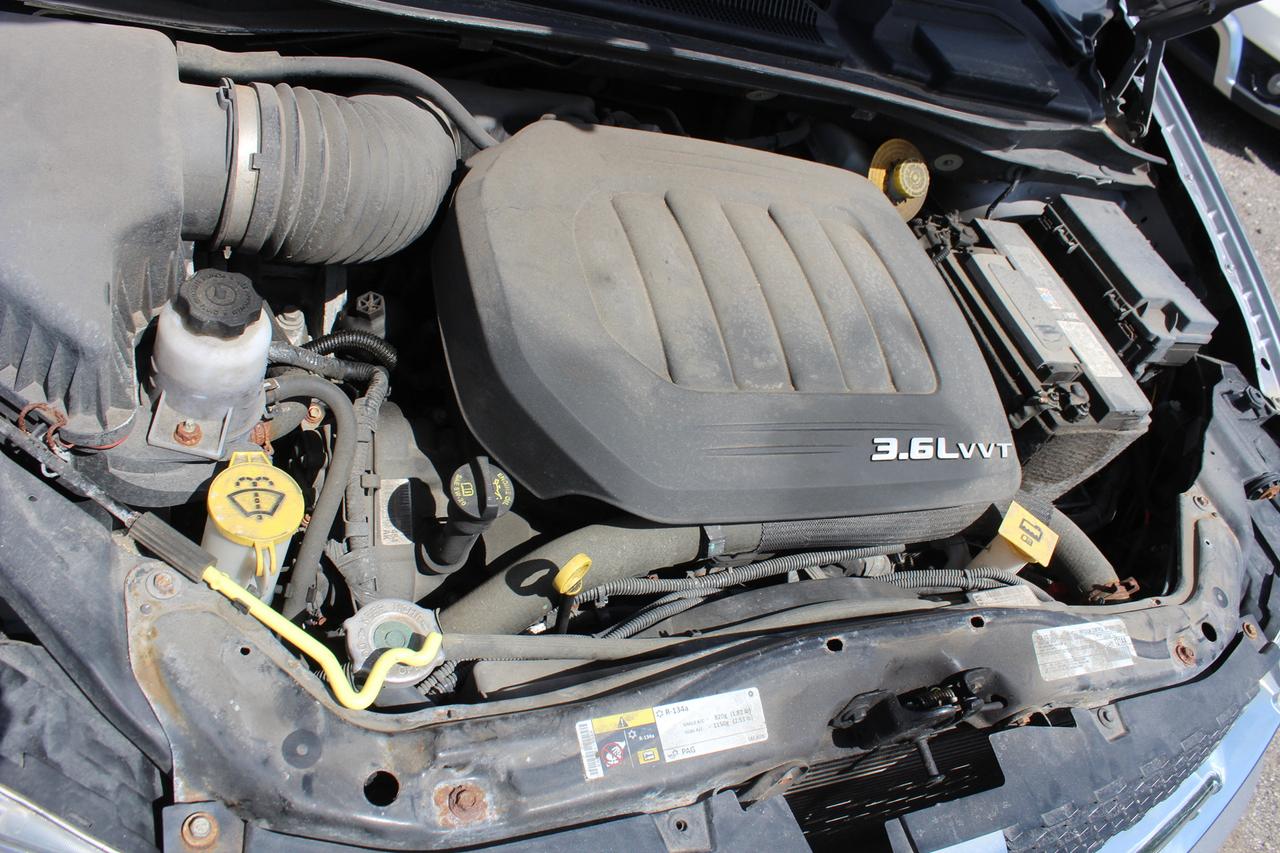 2018 Dodge Grand Caravan Crew Plus Photo