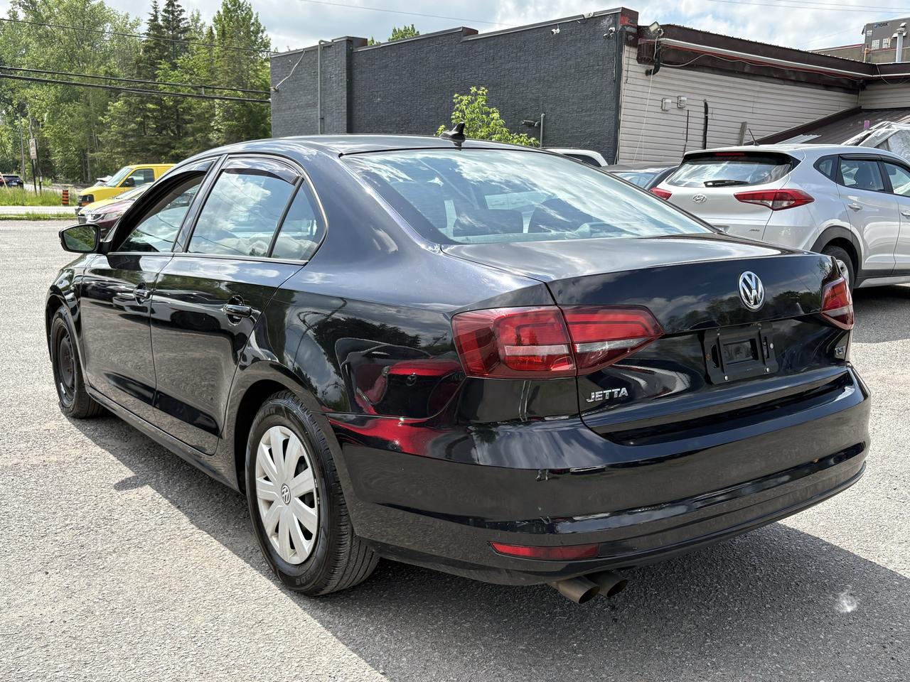 2016 Volkswagen Jetta Trendline Photo4