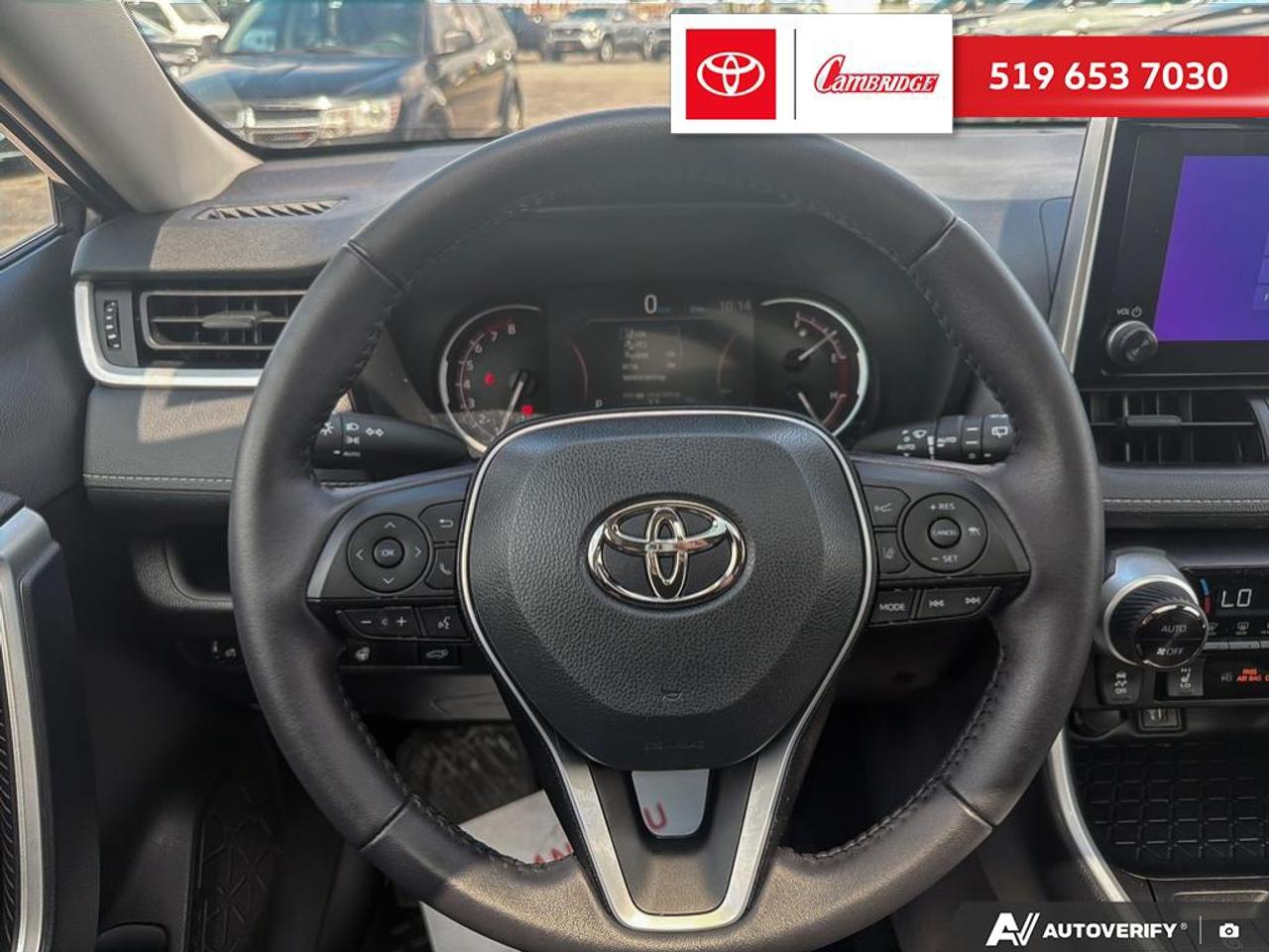 2025 Toyota RAV4 XLE Photo