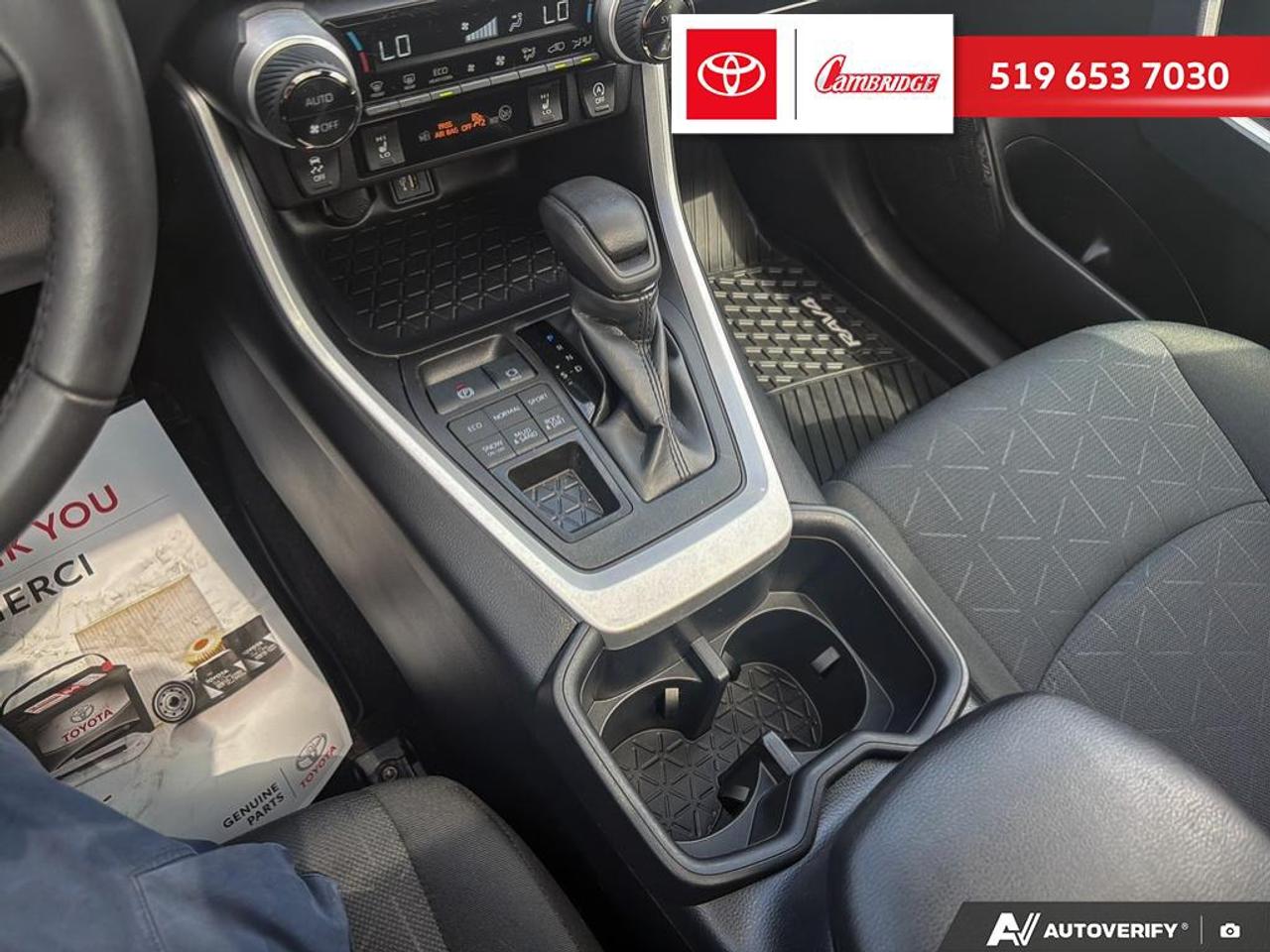 2025 Toyota RAV4 XLE Photo