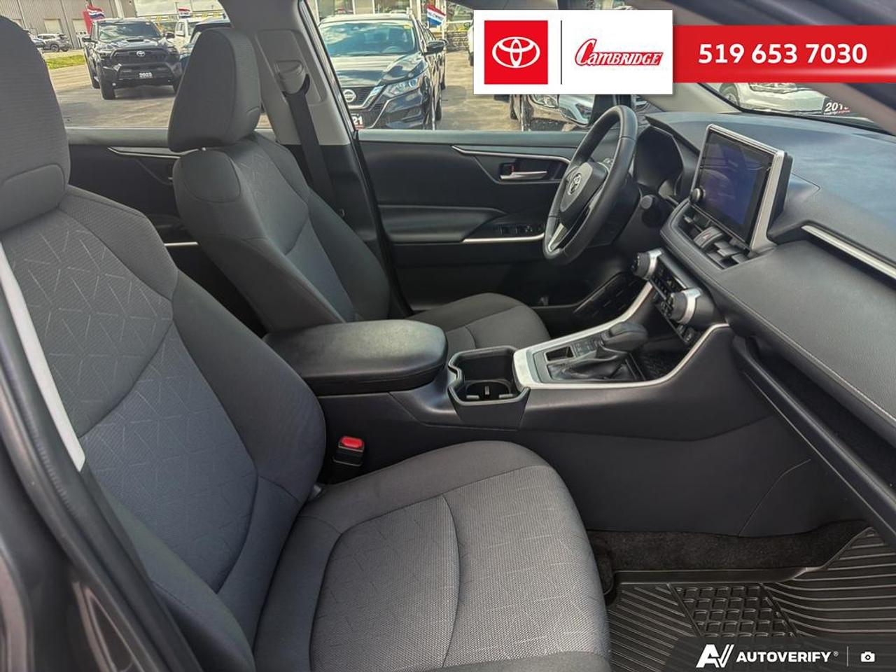 2025 Toyota RAV4 XLE Photo