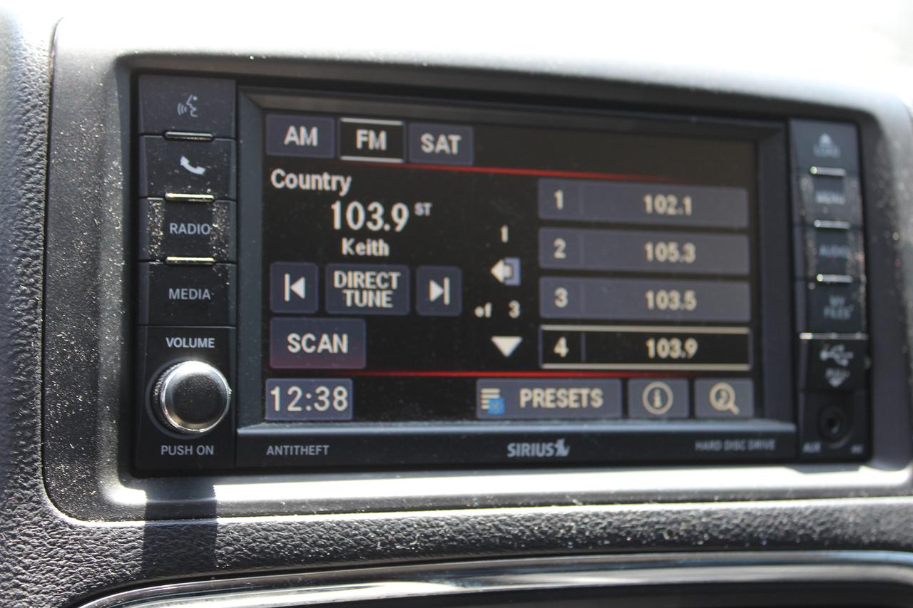 2017 Dodge Grand Caravan Crew Plus Photo