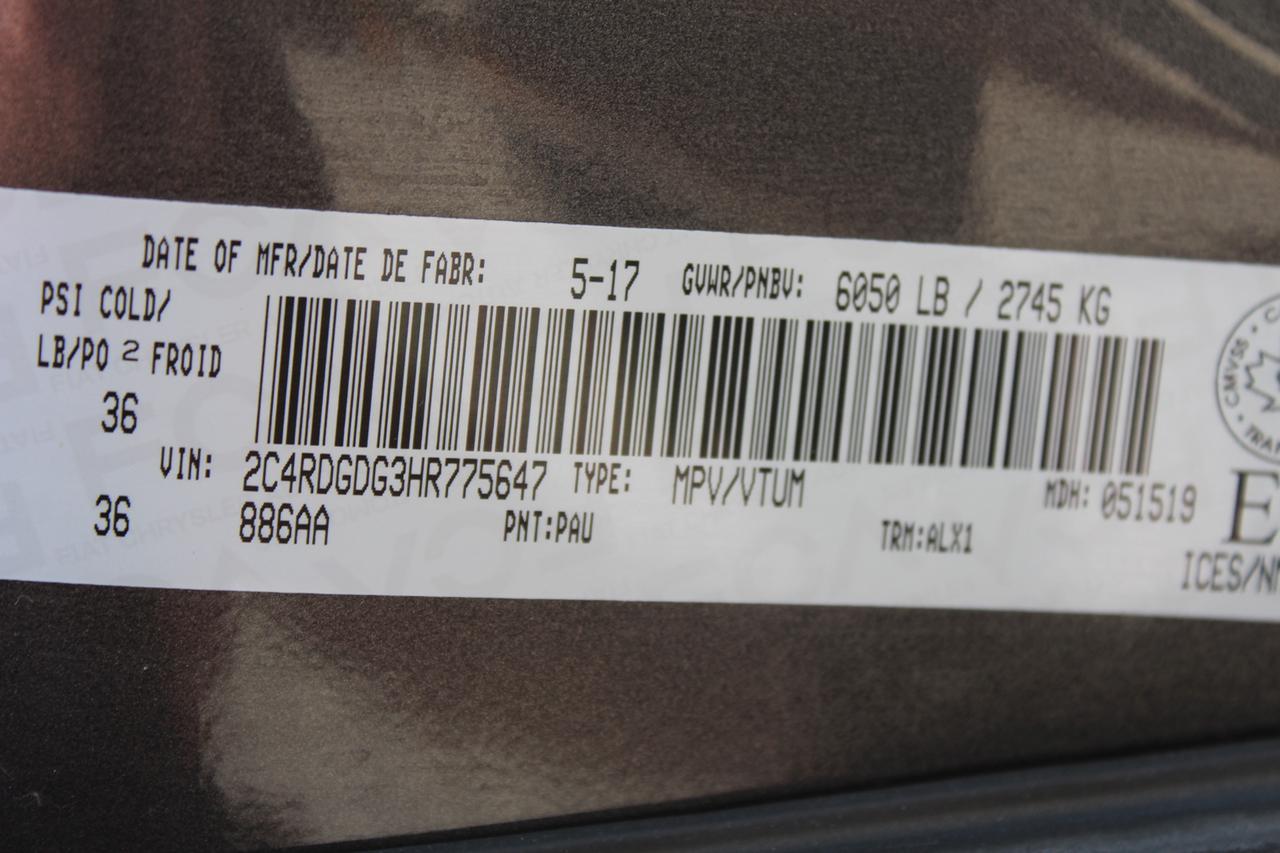 2017 Dodge Grand Caravan Crew Plus Photo