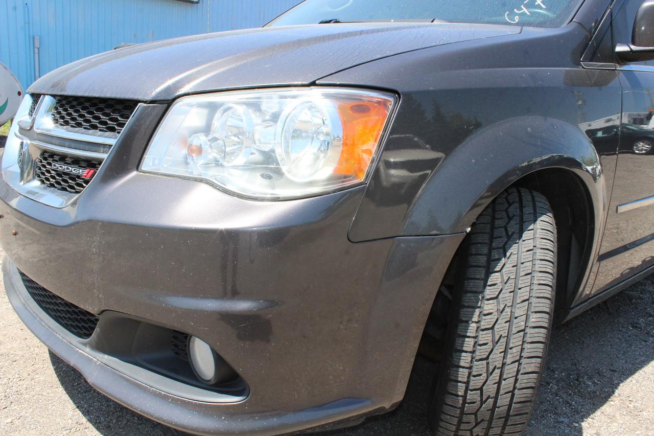 2017 Dodge Grand Caravan Crew Plus Photo