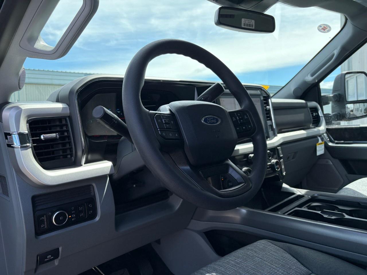 2026 Ford F-250 Super Duty SRW XLT 4WD CREW CAB 6.75' BOX Photo