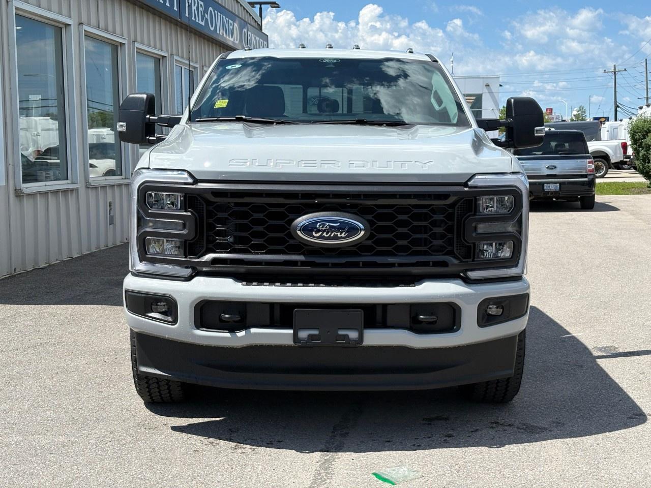 2026 Ford F-350 Super Duty SRW XL 4WD Crew Cab 6.75' Box Photo
