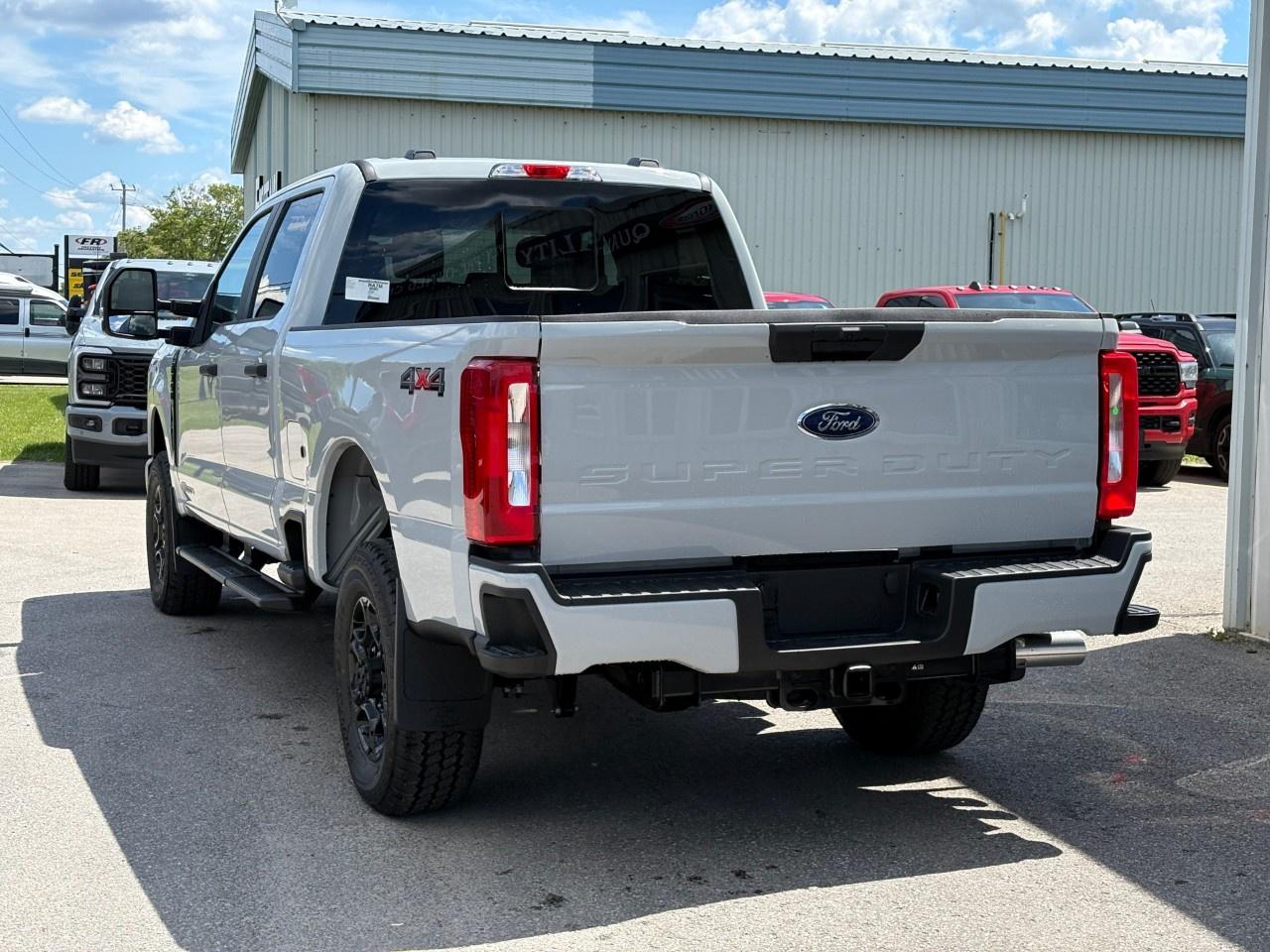 2026 Ford F-350 Super Duty SRW XL 4WD Crew Cab 6.75' Box Photo