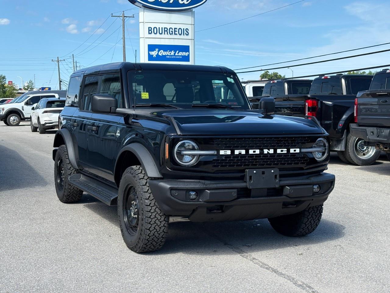 2026 Ford Bronco OUTER BANKS 4 DOOR 4X4 Photo