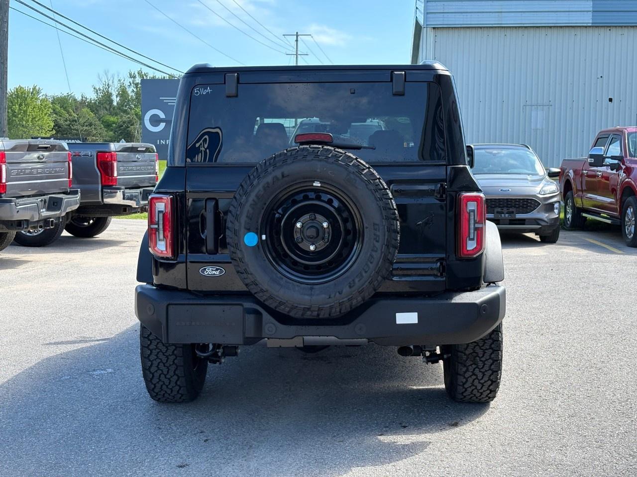2026 Ford Bronco OUTER BANKS 4 DOOR 4X4 Photo