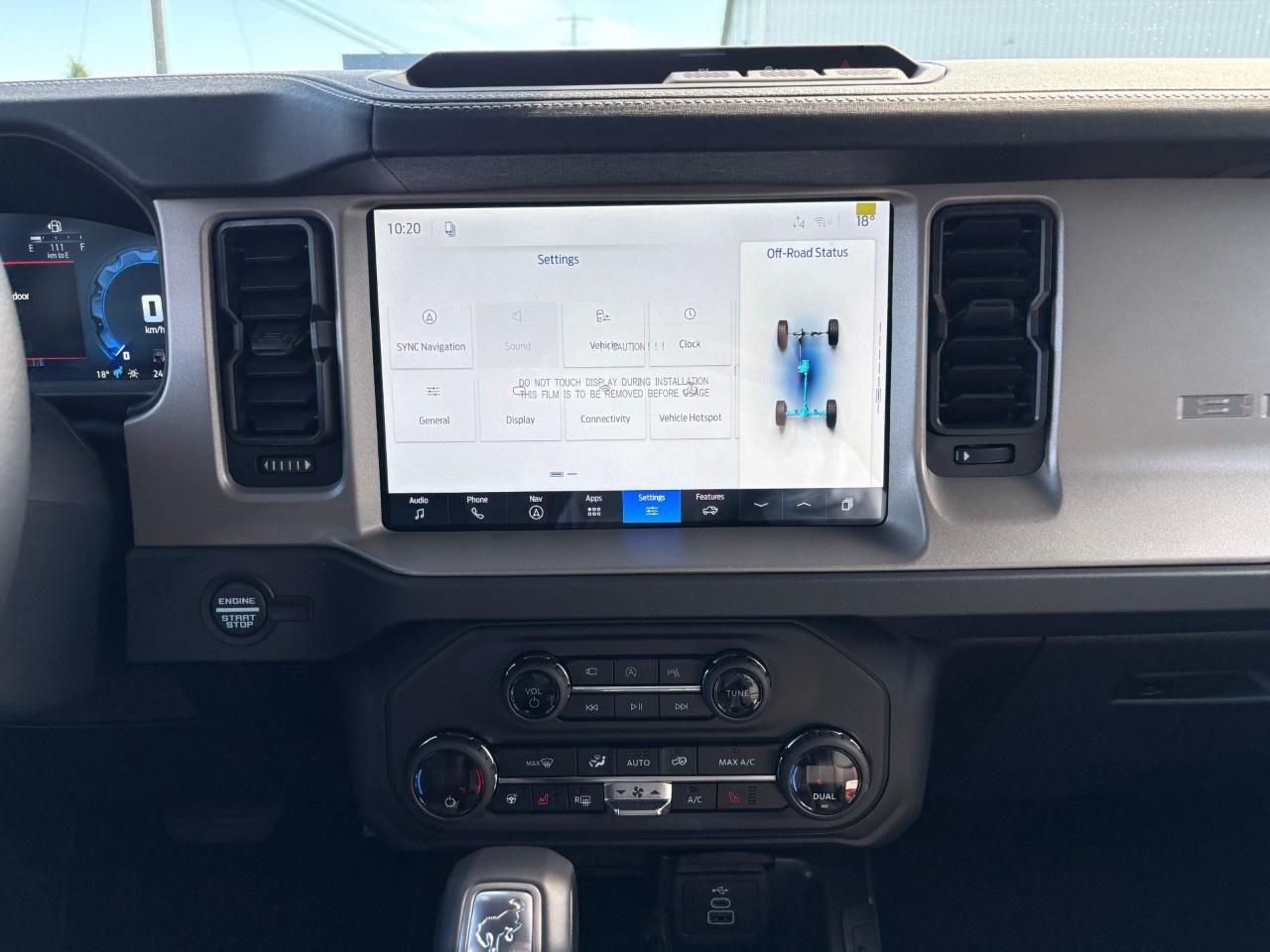 2026 Ford Bronco OUTER BANKS 4 DOOR 4X4 Photo