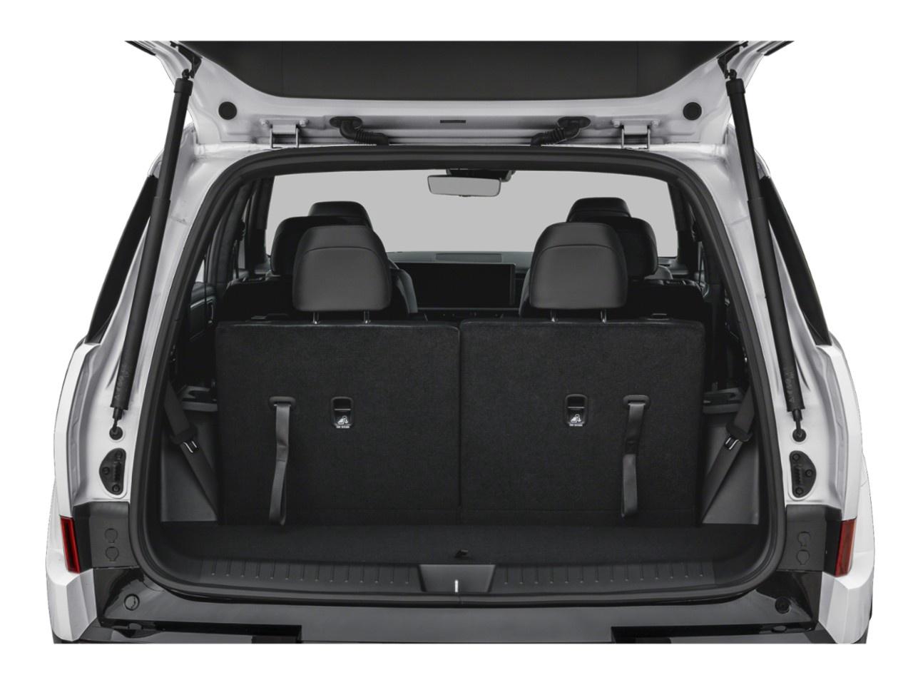 2026 Hyundai Santa Fe Hybrid Ultimate Calligraphy AWD Photo