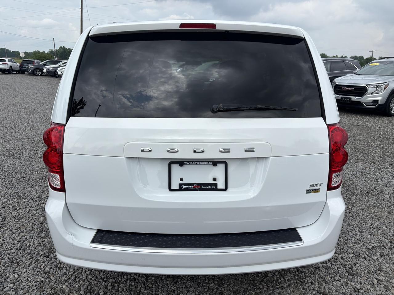 2016 Dodge Grand Caravan SE Photo