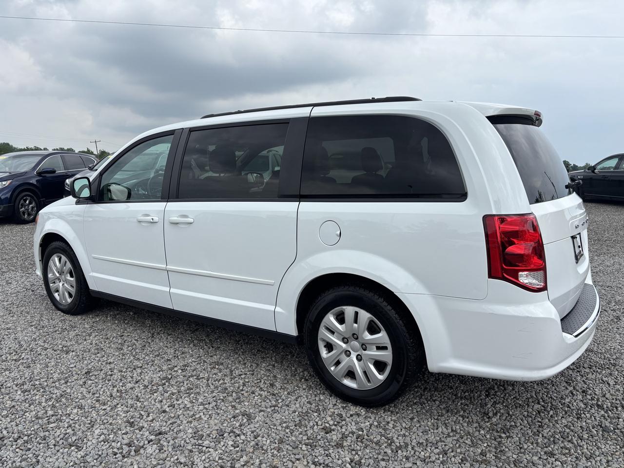 2016 Dodge Grand Caravan SE Photo