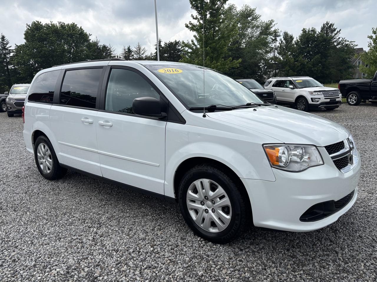 2016 Dodge Grand Caravan SE Photo